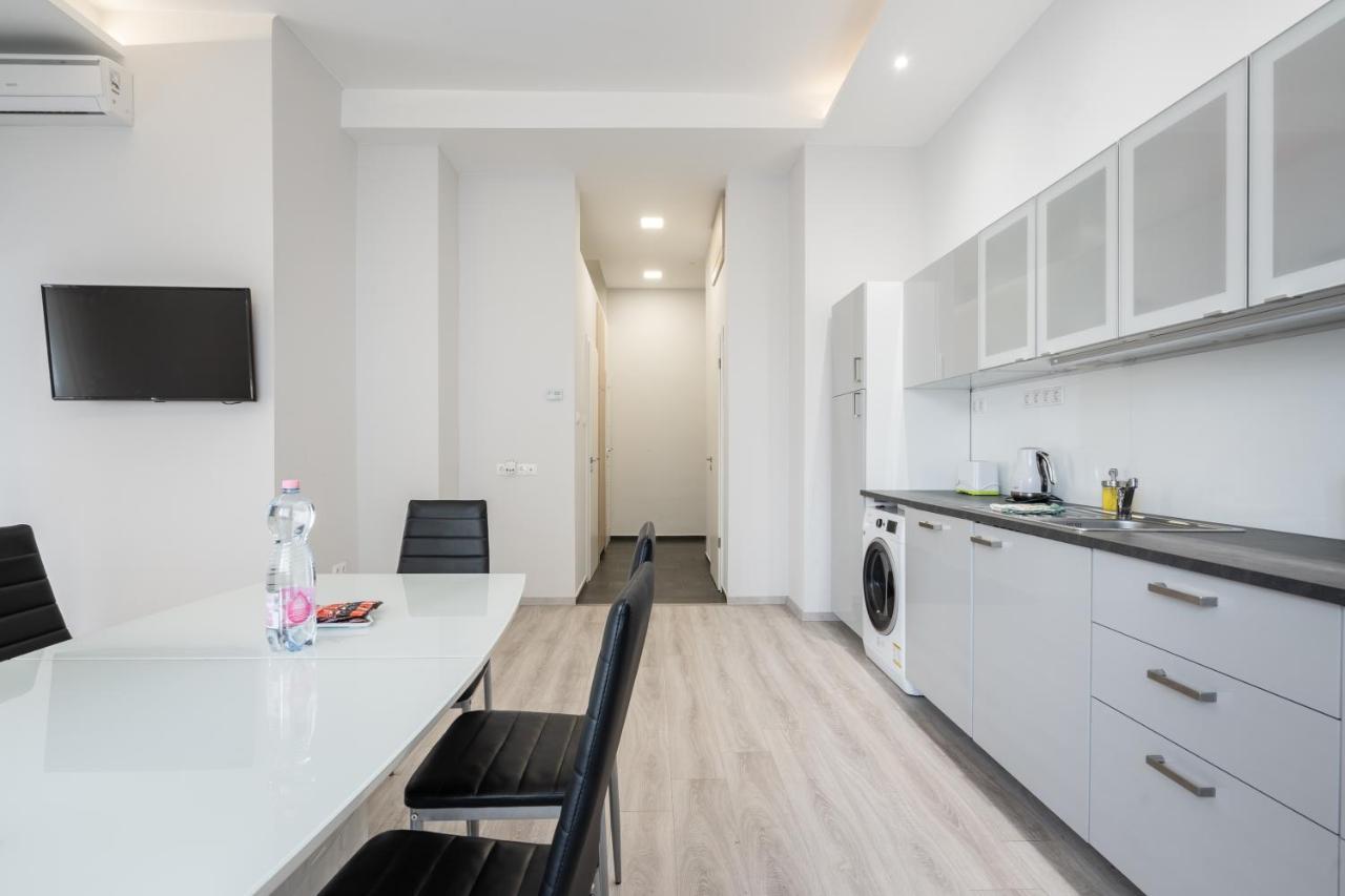Cascade Corvin Apartment Budapest Exteriör bild